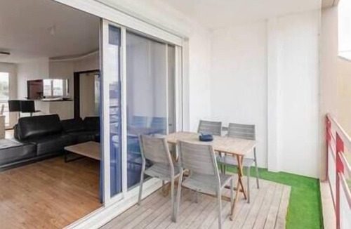 Saint-Nazaire Apartment | "SUITE-HOME 44600" Apt. d'exception 3*