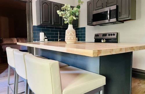 Evansville Apartment | Suite Home Indiana #1