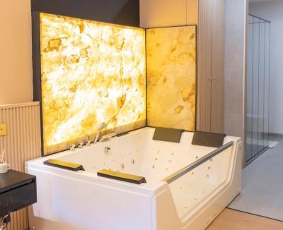 Elne Apartment | Suite Illiberis - Balnéothérapie