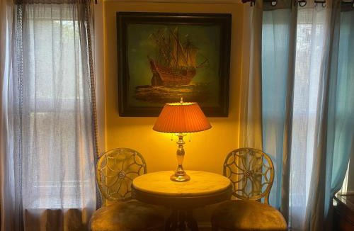 Downtown Riverside House | Suite in Downtown Riverside