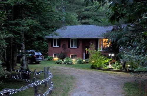 L'Amable Bed & Breakfast | Suite in the Bush-Private Apartment