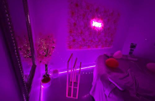 Freneuse Apartment | Suite Jacuzzi Giverny Paris