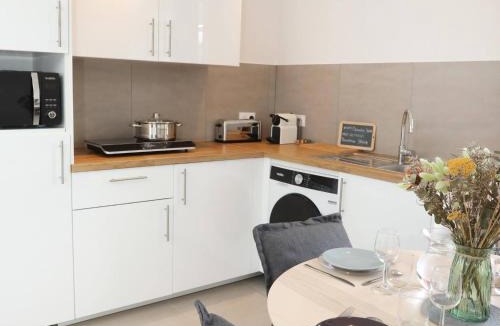 Gouvieux Apartment | Suite Jockey Stable by La Boîte En Plus