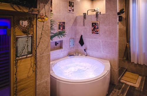 La Mare Aubry Apartment | Suite Jungle Spa - Sauna & Balnéo