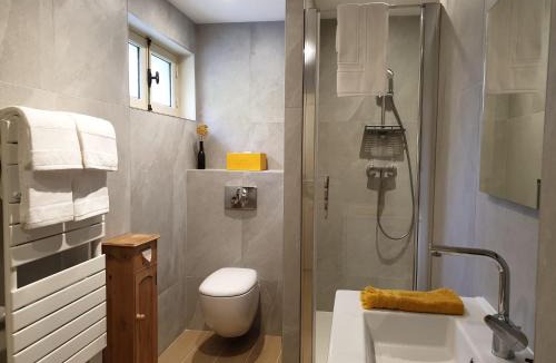 Seyssins House | Suite junior côté Vercors