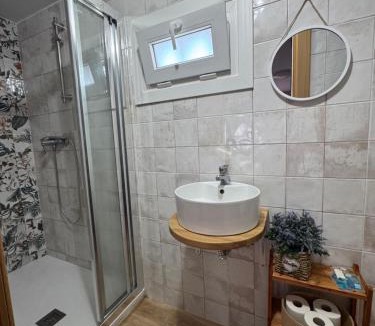Villarcayo House | Suite la abuela - Hostal Merindades