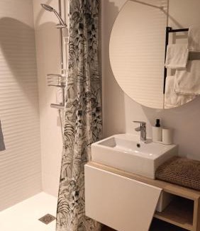 Tournefeuille Bed & Breakfast | Suite La Ramée