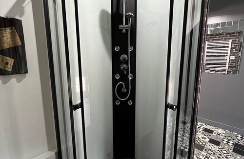 La Selle-en-Cogles Bed & Breakfast | Suite Loft au 1er Étage