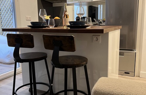 Ternes Apartment | Suite Luxueuse Avec Jardin Privatif et Jacuzzi