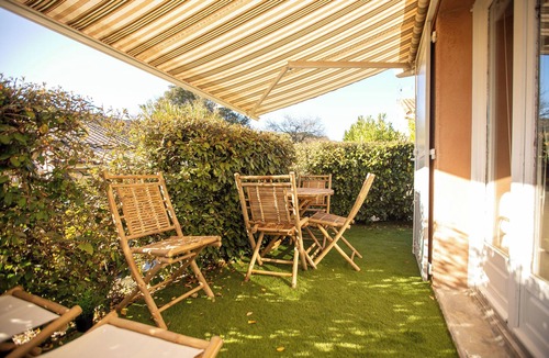 Saint-Martin-d'Ardeche House | Suite Marrakech - Sauna - Jacuzzi - Swimming pool - Bicycle - ardèche