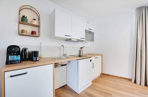 Vanves Apartment | Suite Marcellin #34 - Rooftop & Air Conditioning