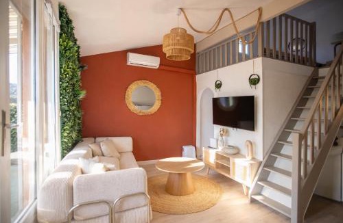 Saint-Martin-d'Ardeche Apartment | Suite Marrackech, Sauna, Jaccuzi , Piscine, vélo, Ardèche