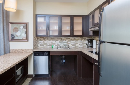 Fremont Apartment | Suite Near Downtown | Breakfast, and Pool Access!