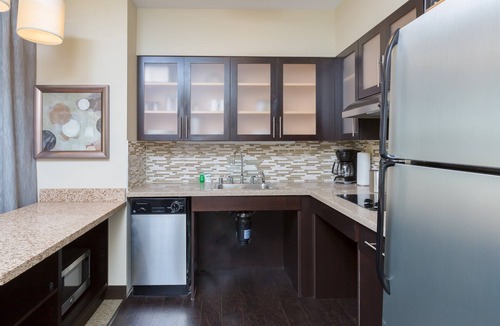 Fremont Apartment | Suite Near Downtown. Breakfast, and Pool Access!