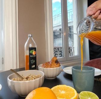 2nd Arrondissement Apartment | Suite Piano