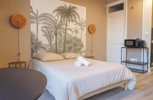 2nd Arrondissement Apartment | Suite Piano