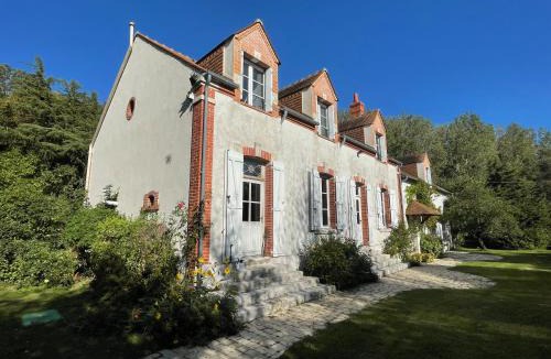 Saint-Laurent-Nouan Bed & Breakfast | Suite près de Chambord