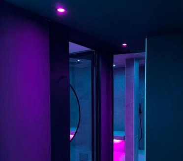 Bonneville Apartment | Suite Privée Romantique - Jacuzzi & Hammam