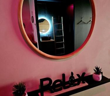 Cuincy Apartment | Suite privative avec jacuzzi et espace détente