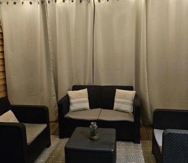 Cuincy Apartment | Suite privative avec jacuzzi et espace détente