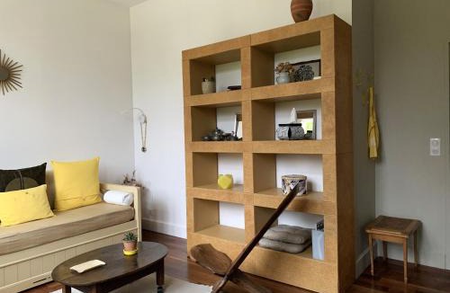 Ambares-et-Lagrave Bed & Breakfast | Suite privative Abella - Aile de maison bourgeoise