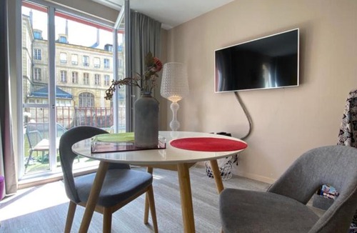 Les Iles Apartment | Suite romantique 4-étoiles Comme à Venise au cœur de Metz-Opéra
