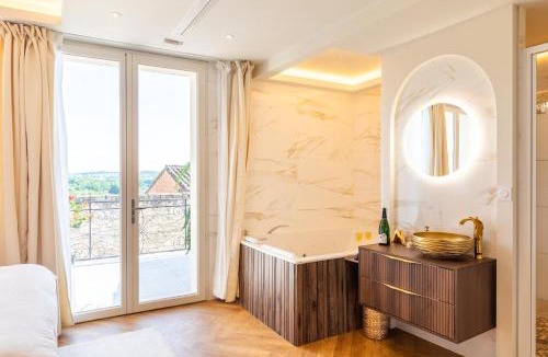 Puymirol Apartment | Suite ROYALE by LALIE - Luxe SPA