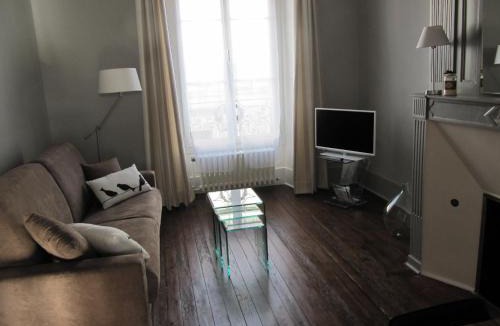 Beaumont-sur-Sarthe Bed & Breakfast | Suite Sainte Anne