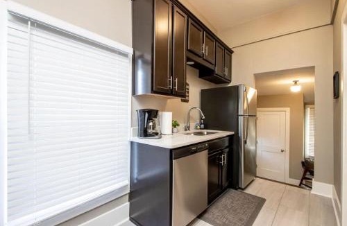 Pettaway Apartment | Suite & Simple in SoMa - A Stylish Stay for 1 or 2
