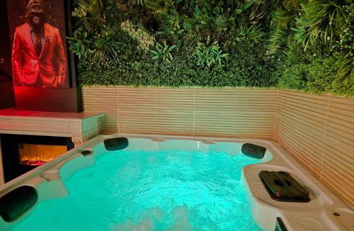 Ronchin Apartment | Suite Spa & Plaisirs - Luxe Privatif Crescendo 9