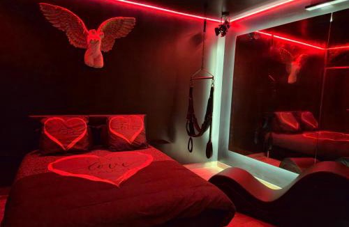 Ronchin Apartment | Suite Spa & Plaisirs - Luxe Privatif Crescendo 9