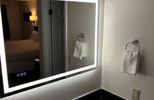 Talladega Hotel | Suite Stay Talladega