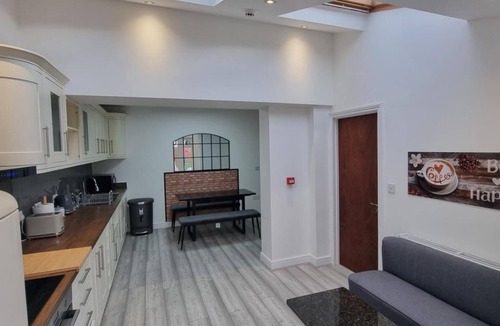 London Colney House | Suite with kitchenette 2