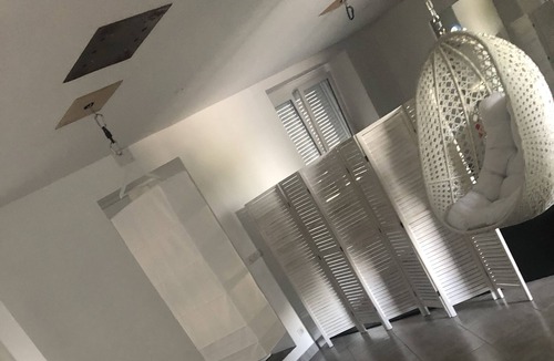Rodez Bed & Breakfast | Suite with private pool.
