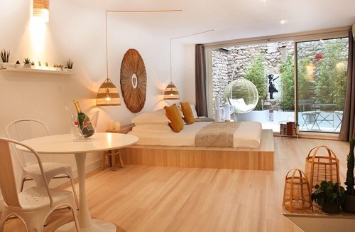 Nimes City Centre House | Suite6