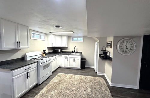 Pekin Apartment | Suites #2