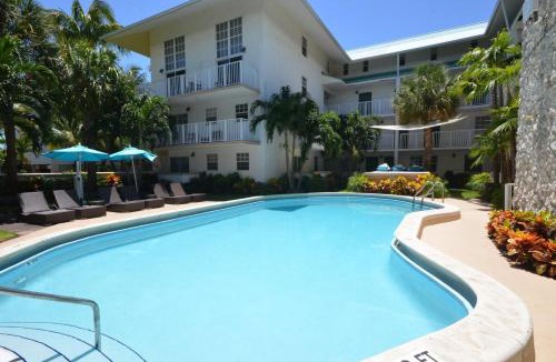 Key Biscayne Apartment | Suites at Coral Resorts