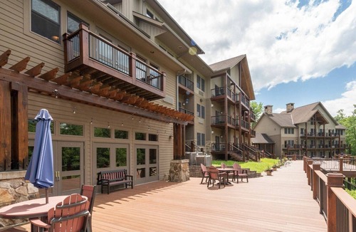 Thayerville Condo | Suites at Silver Tree: A118 Studio Standard View
