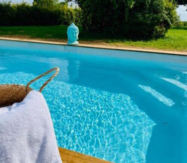 Bures Bed & Breakfast | SUITES EN PERCHE-Proche Mortagne