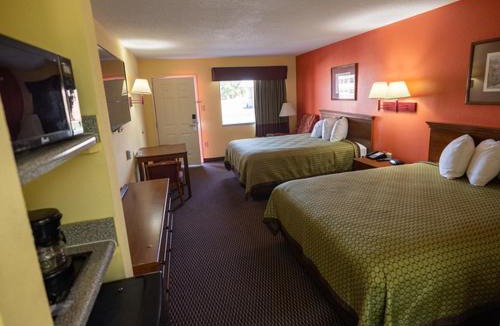 Hawkinsville Hotel | Suites inn
