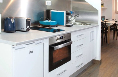 Ensanche Diputacion Apartment | Suites of Colors in the Center of Alicante