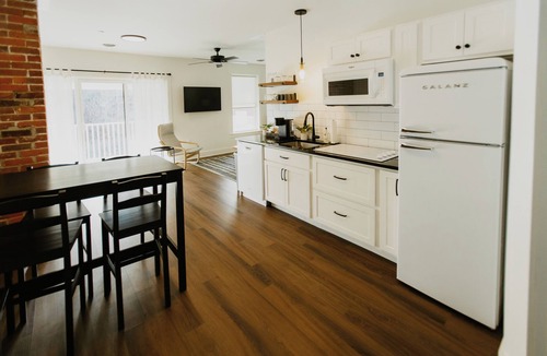 Dalton Apartment | Suites on Main - Unit 4