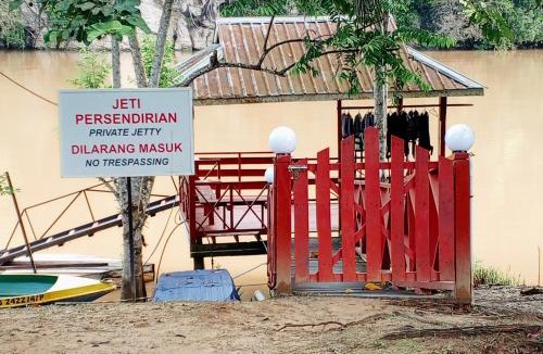 Sukau Bed & Breakfast | Sukau tomanggong view bed & breakfast