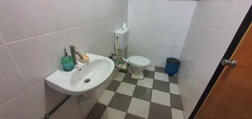 Sukau Bed & Breakfast | Sukau Village View Stay & Backpackers