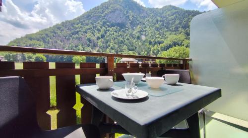 Thones Apartment | Sullenza # Parking - Proche Centre - Vue Montagne