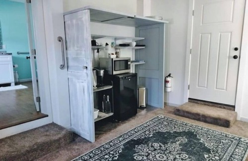 North Bend House | Sully's Sanctuary Centrally located/North Bend