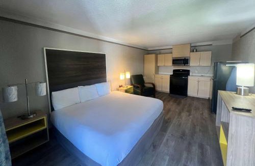 Sulphur Hotel | Sulphur Extended Stay