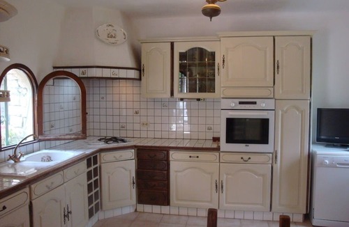 Saint-Michel-l'Observatoire House | Summer house between Luberon and Verdon with private pool. Pets welcome!