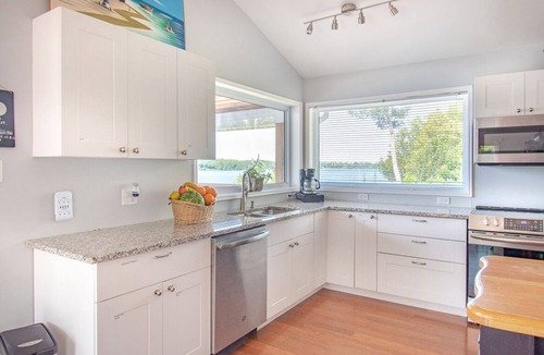 Midland Cottage | Sumac Trail - Three Bedroom Cottage, Sleeps 8