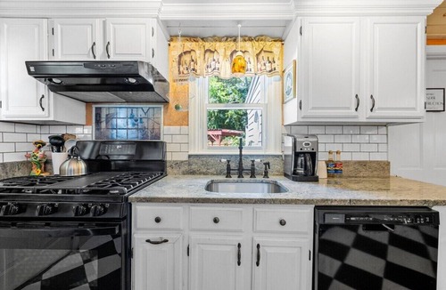 Hyannis House | Summer 2026 Perfection!
